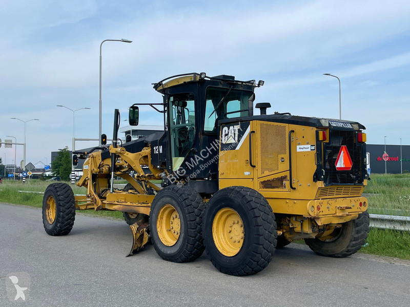 Niveladora Caterpillar