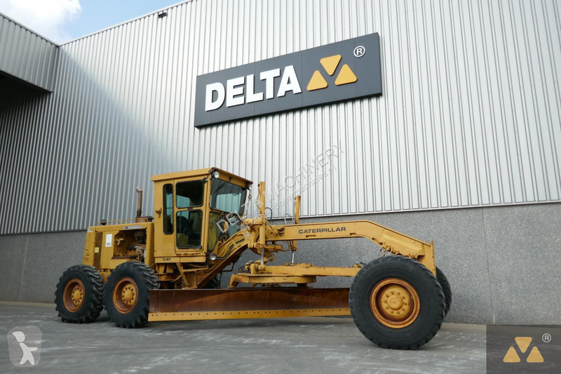 Grejdr Caterpillar