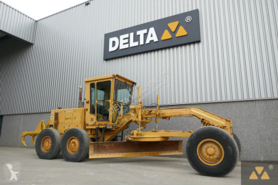Niveladora Caterpillar
