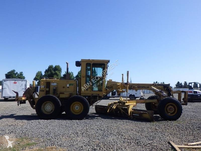 Grader Caterpillar