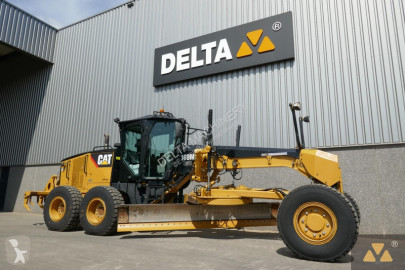 Niveladora Caterpillar