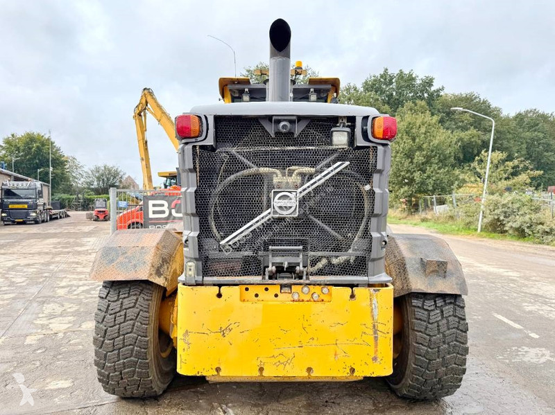ممهدة طرق Volvo - 5.5 Meter Blade / EPA Certified