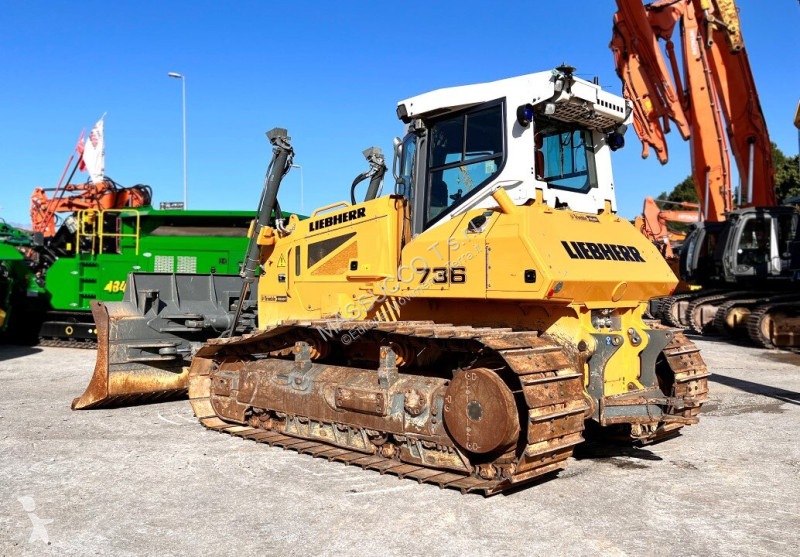 ممهدة طرق Liebherr 736