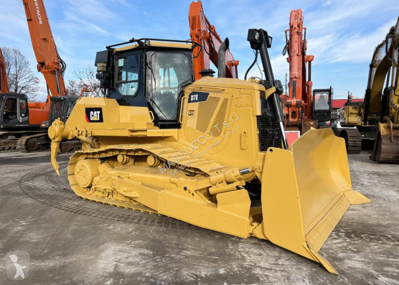 Grejder Caterpillar D7E