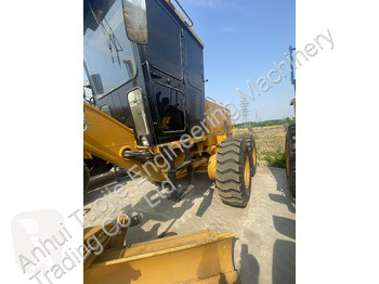 Grejder Caterpillar 140g used motor grader...