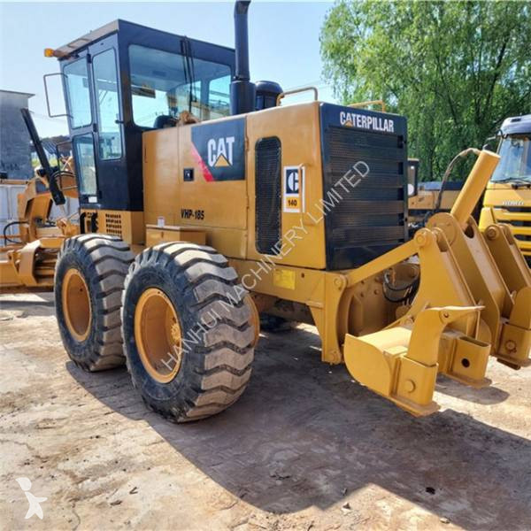 Grejder Caterpillar 140K