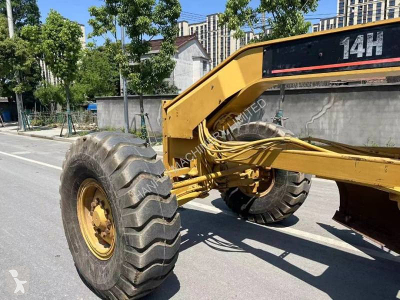 Grejder Caterpillar 14H
