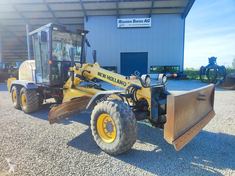 ممهدة طرق New Holland  F 106.6 A