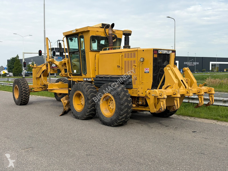 Grejder Caterpillar