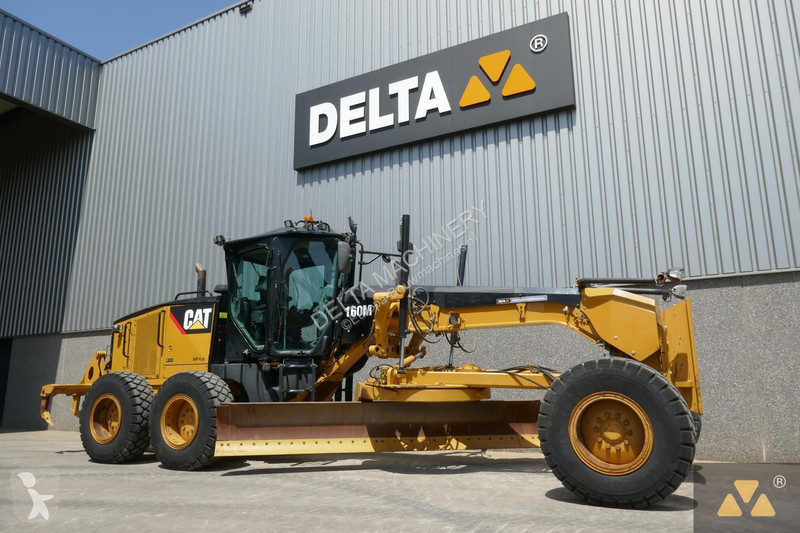 Grejder Caterpillar 160M