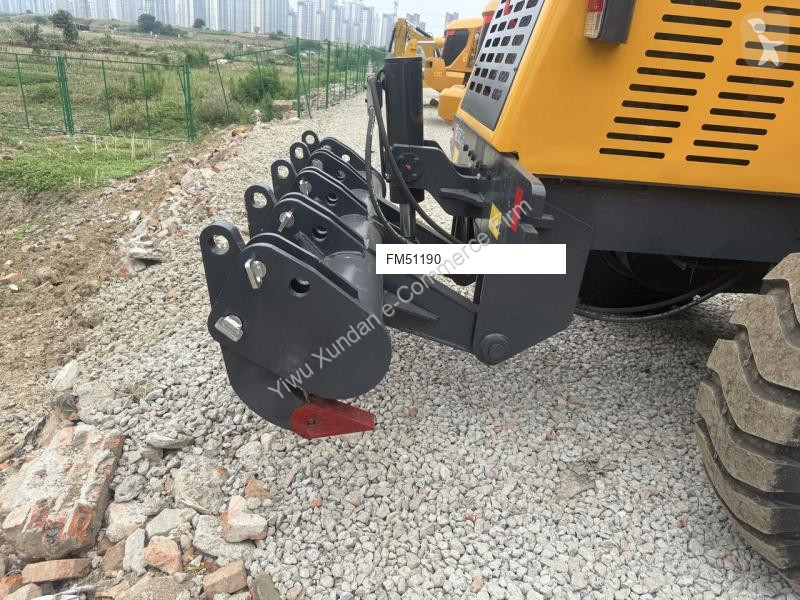 Grejder XCMG GR180