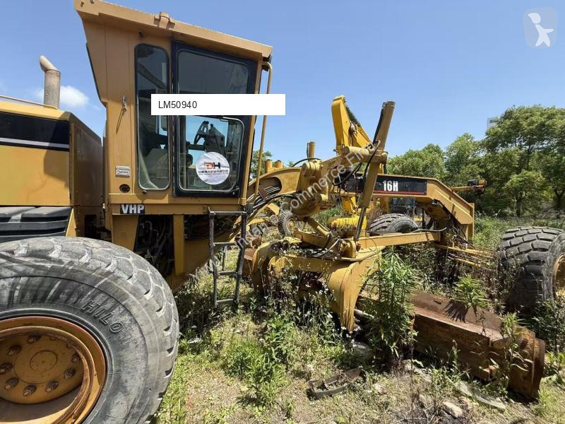 Grejder Caterpillar 16H