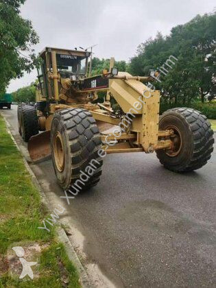 ممهدة طرق Caterpillar 16H