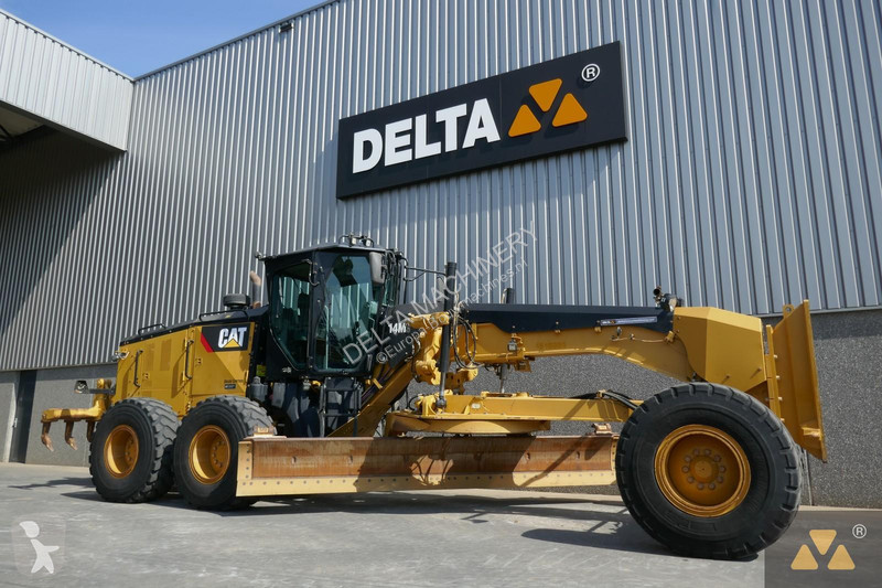 Niveladora Caterpillar