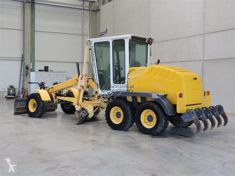 Planeringshøvl New Holland F106.6A
