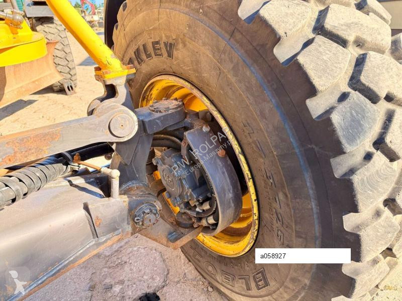 Грейдер New Holland F156.6 A