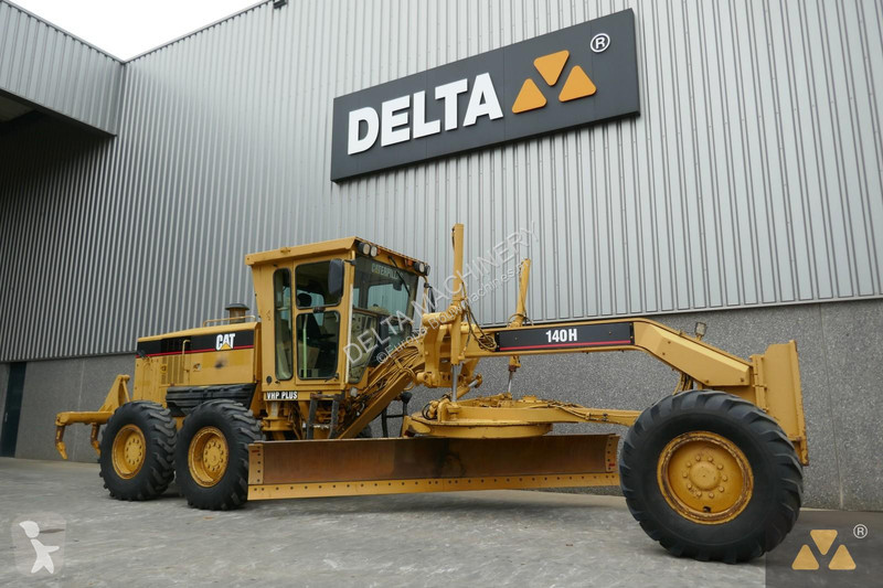Niveladora Caterpillar