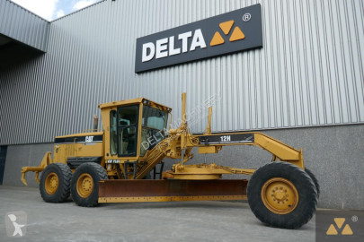 Niveladora Caterpillar