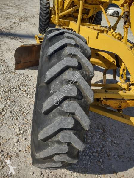 ممهدة طرق Caterpillar 120