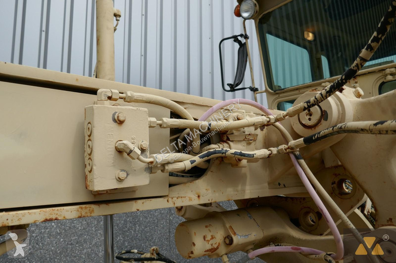 Niveladora Caterpillar Ex-army