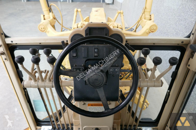 Grader Caterpillar