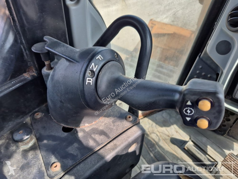 Grader Caterpillar D6R2