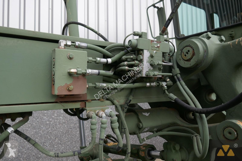 Niveladora Caterpillar Ex-army