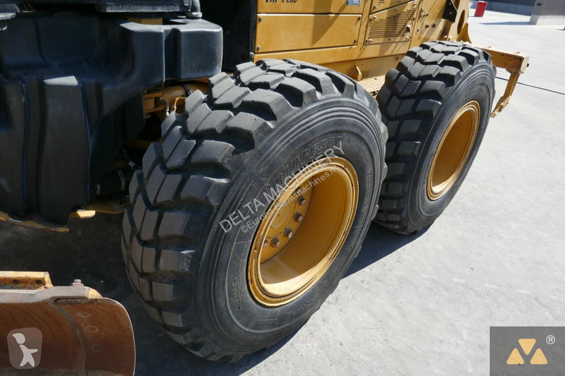Грейдер Caterpillar 160M