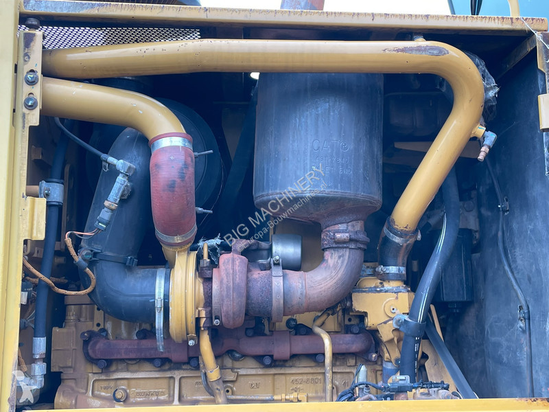 Niveladora Caterpillar 140K