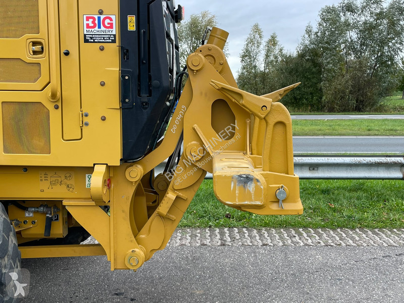 Grader Caterpillar 140 15A