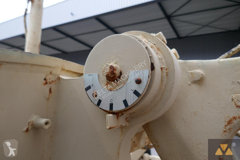 Niveladora Caterpillar Ex-army