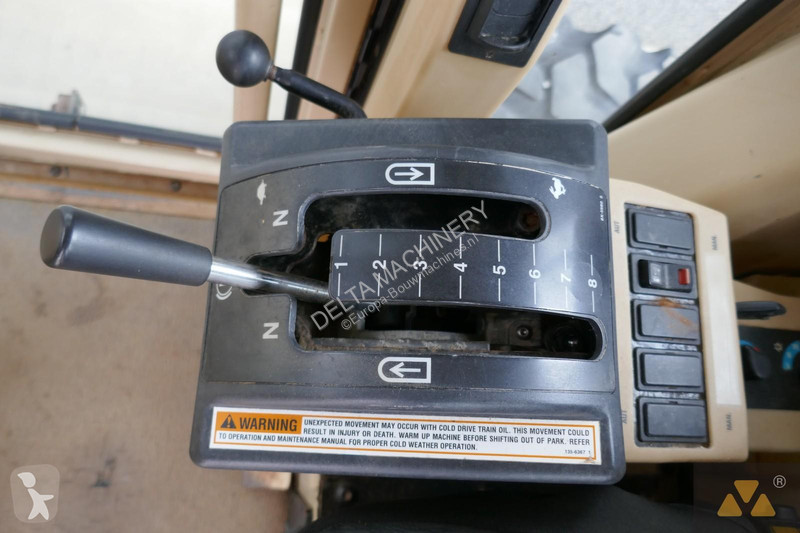 Grader Caterpillar
