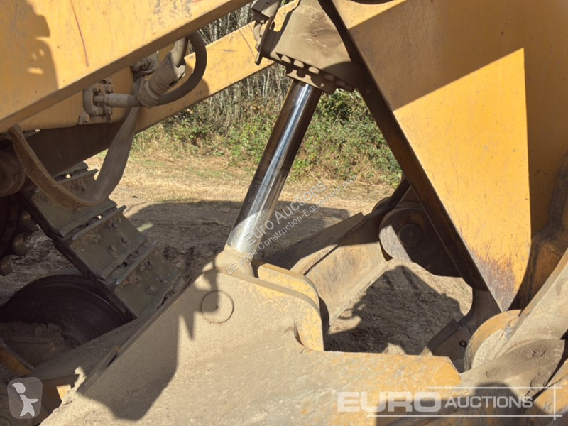 Grader Caterpillar D6T