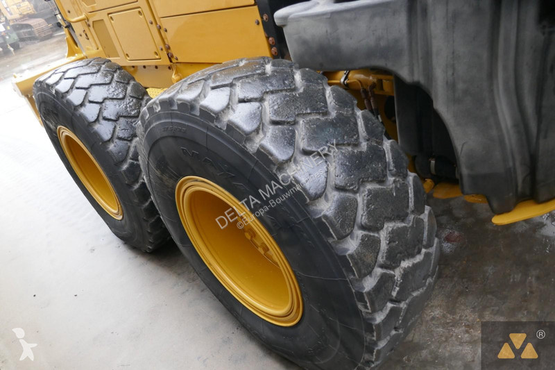 Грейдер Caterpillar 140M3