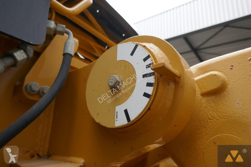 Grejder Caterpillar 14M