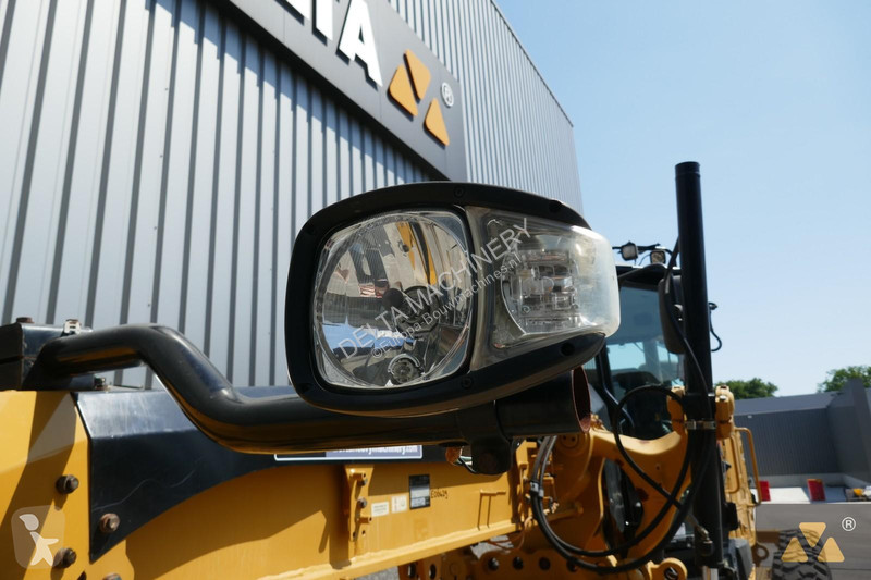 Grejder Caterpillar 12M3