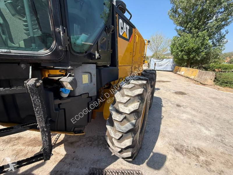 ممهدة طرق Caterpillar 12M3 AWD