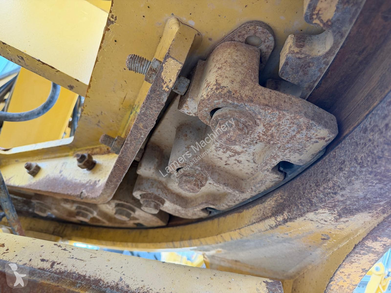 Niveladora Caterpillar 140K .
