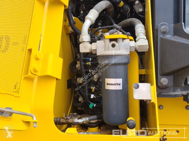 Grejdr Komatsu -24