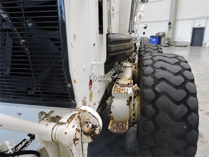Grejder Caterpillar 12H