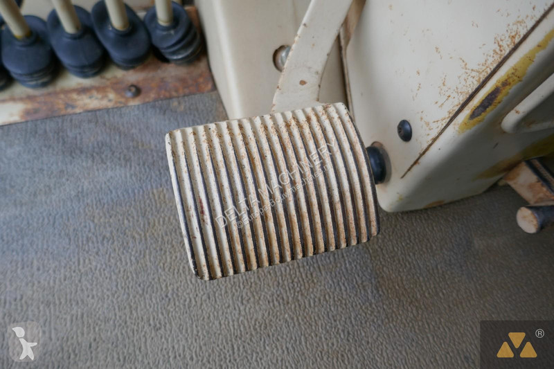 Grader Caterpillar