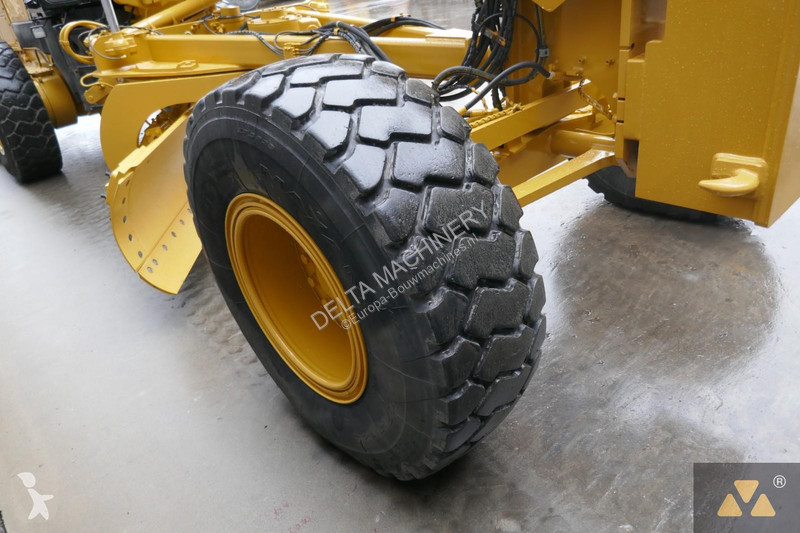 Грейдер Caterpillar 140M3