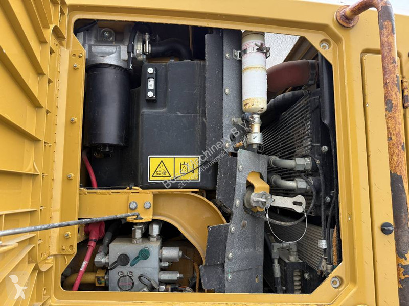 Grejder Caterpillar VHP 6x6 AWH - 4.88m Blade