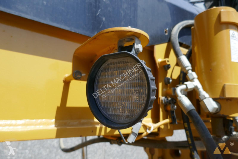 Grejder Caterpillar 160M