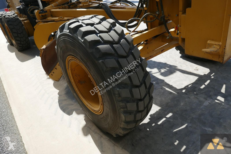Грейдер Caterpillar 160M