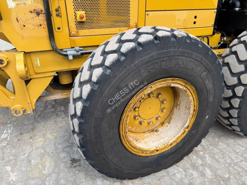 Grejder Caterpillar 140 M