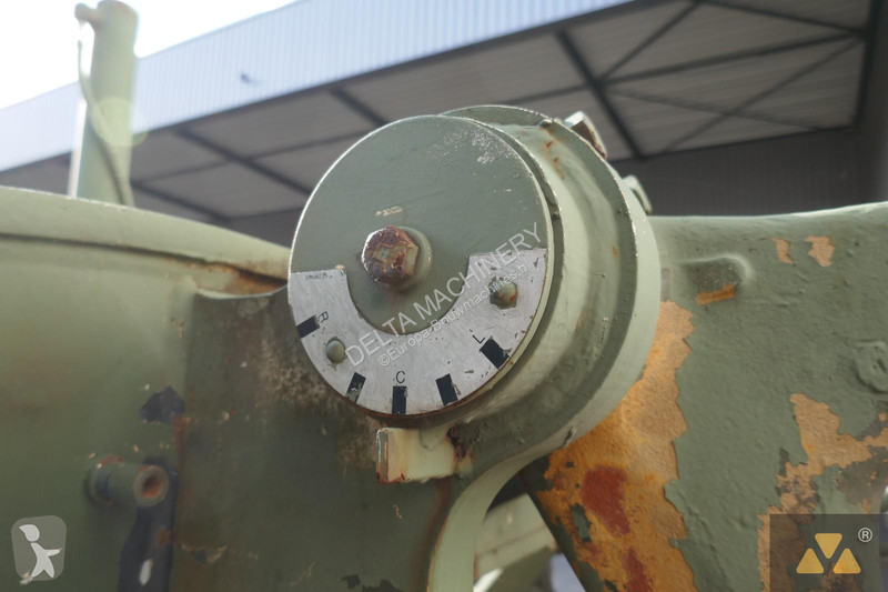 Грейдер Caterpillar Ex-army