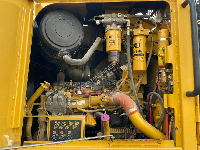 ممهدة طرق Caterpillar 140M