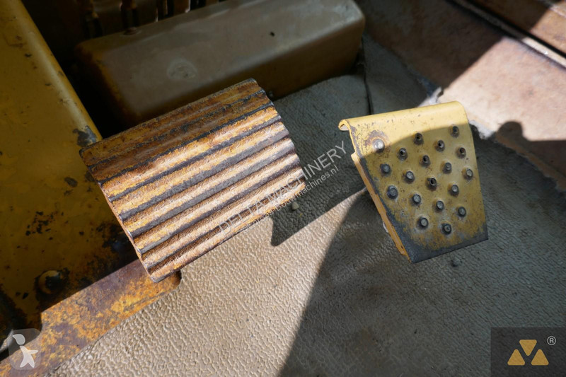 Grader Caterpillar