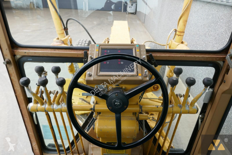Grejdr Caterpillar